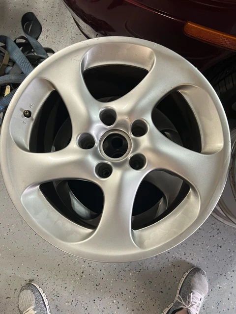 2 ea Factory Porsche 911 Hollow Spoke Wheel OEM Turbo Twist