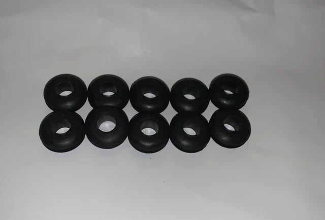 3/8" I.D. x 7/8" O.D. x 3/8" thick rubber grommet Lot Of Ten