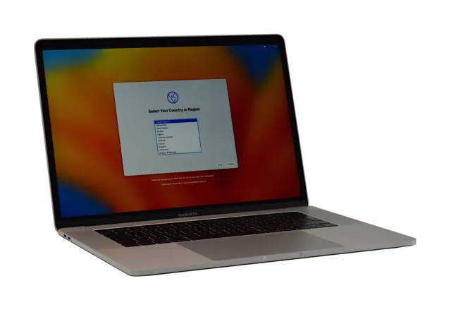 Apple MacBook Pro 2019 Laptop, 15.4" Intel® Core™ i7, 16GB RAM, 256GB SSD, A1990