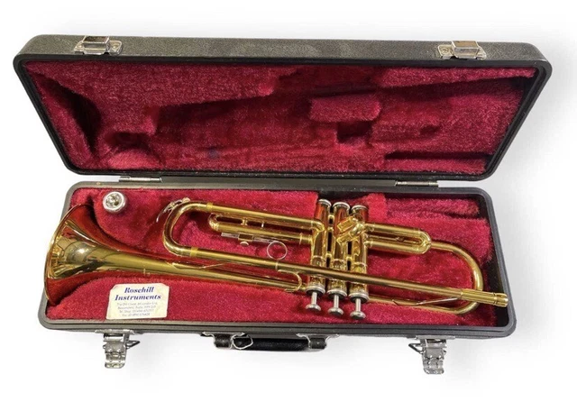 YAMAHA YTR 1335 Trumpet with Mouthpiece Hard Case 199.99