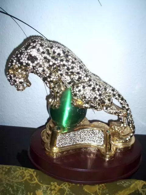 Jaguar Skulptur Statuette Figur Strass einmalig Rarität 2