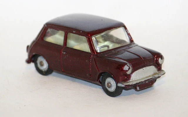 Corgi Toys GB 226. MORRIS MINI MINOR . Modèle produit