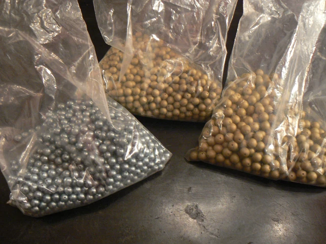 Gros lot de perles en verre - Canada