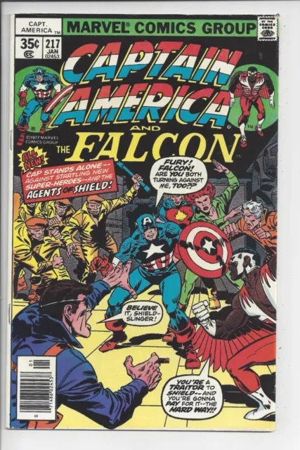 Captain America #217 F+ (6.5) 1977 -1st Appearance of Marvel Man - Quasar