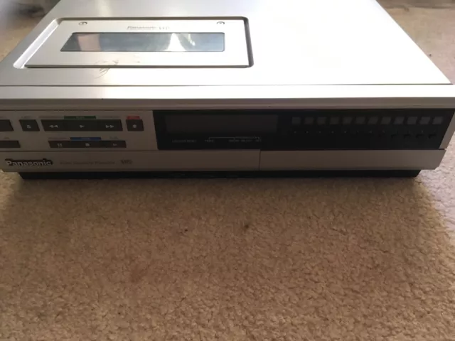 Vintage 1984 Panasonic Omnivision PV-1230 VCR *READ DESCRIPTION (002-2)