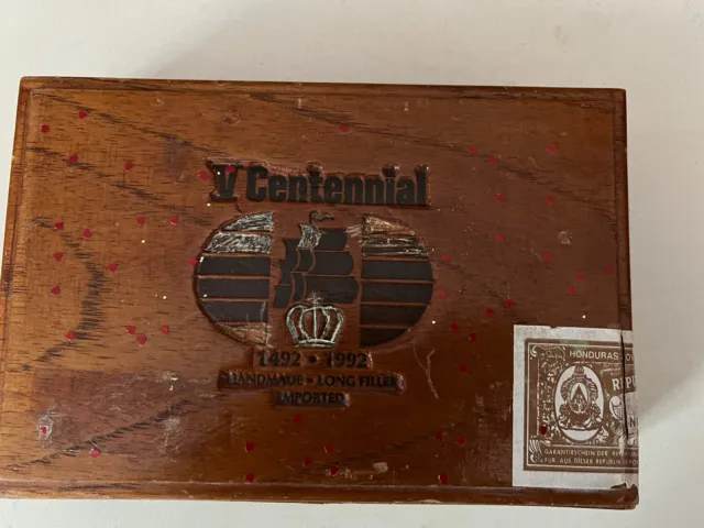 Vintage Wooden Cigar Box 'V Centennial Honduras Robustos' 5.5"x8.5"x2.25" Hinged