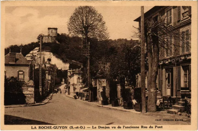 CPA LA ROCHE-GUYON - Le Donjon vu de l'ancienne Rue du Pont (107007)