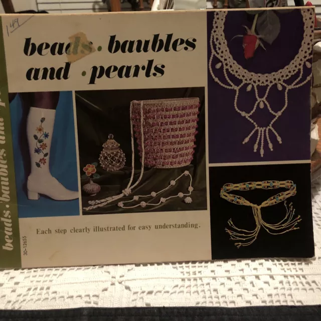 BEADS, BAUBLES and PEARLS Book • 19 Beading Projects by Lynn Paulin 1971