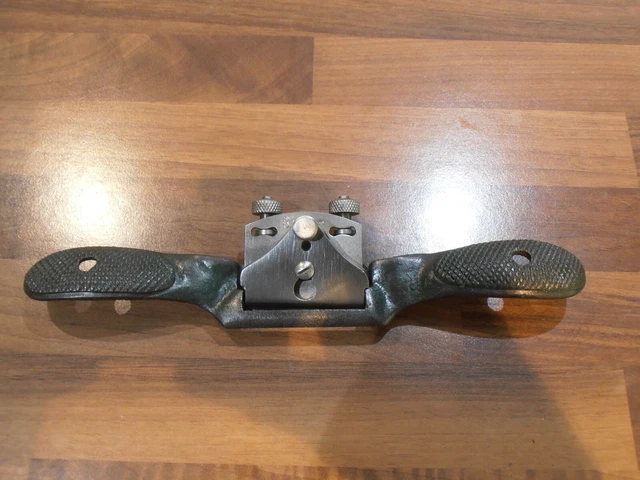 Vintage E Preston & Sons Curved Face No 87 Spokeshave