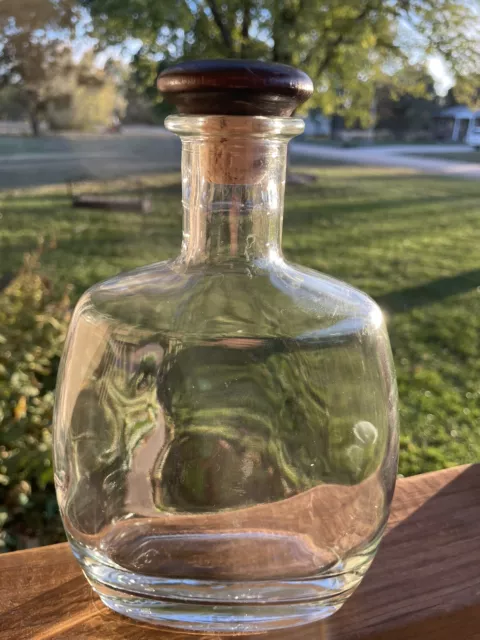 Clear Glass Whiskey/Liquor Bottle 750 ML W/ Wood Top Cork Stopper
