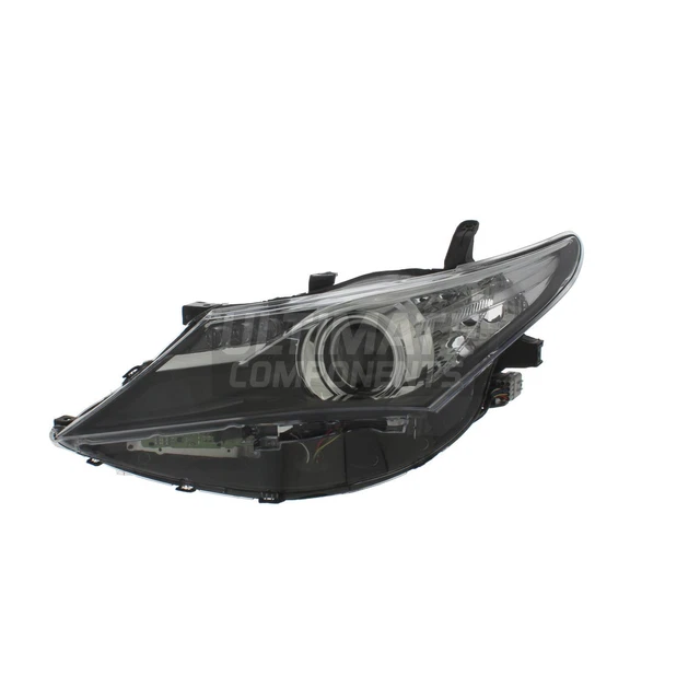 Replacement Headlight For Toyota Auris Hatchback (2010-2013) – Passenger Side, Chrome Style