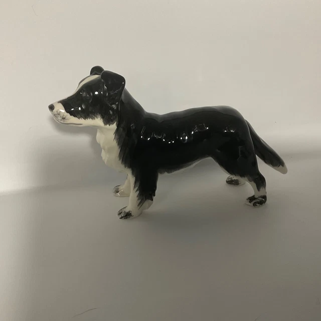 Border Collie figurine.Pottery dog