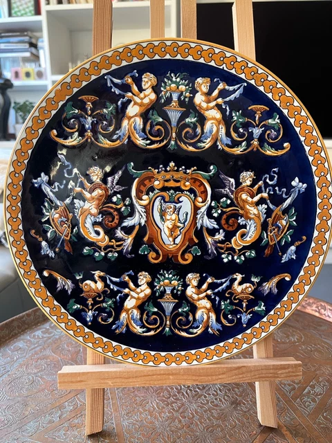 https://www.picclickimg.com/3-cAAOSweE9j-4i5/Plat-rond-en-faience-de-Gien-decor-Renaissance.webp