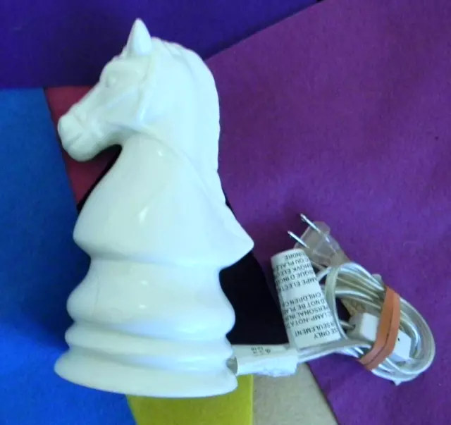 White Porcelain Night Light Shape of Horse Head or Knight Chess Piece NM Cond