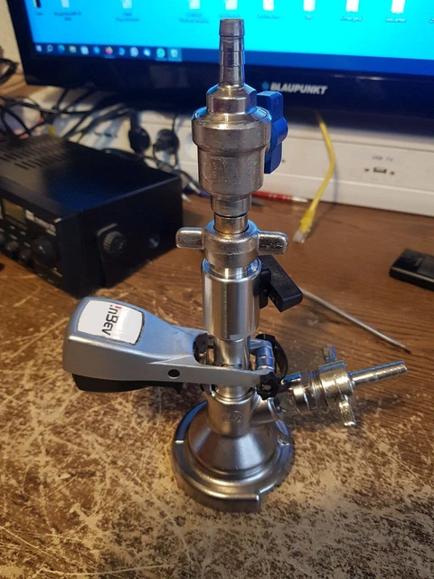 Flach - Zapfkopf Micro-Matic, Kelleranstich.