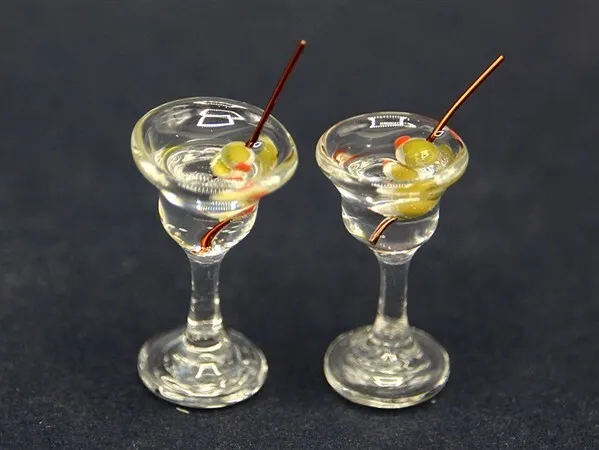 Dolls House Martinis & Olives x 2 Pub Dining Room Miniature 1:12th Scale (GB)