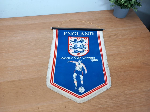 England fanion vintage coupe du monde 1982 banderin pennant