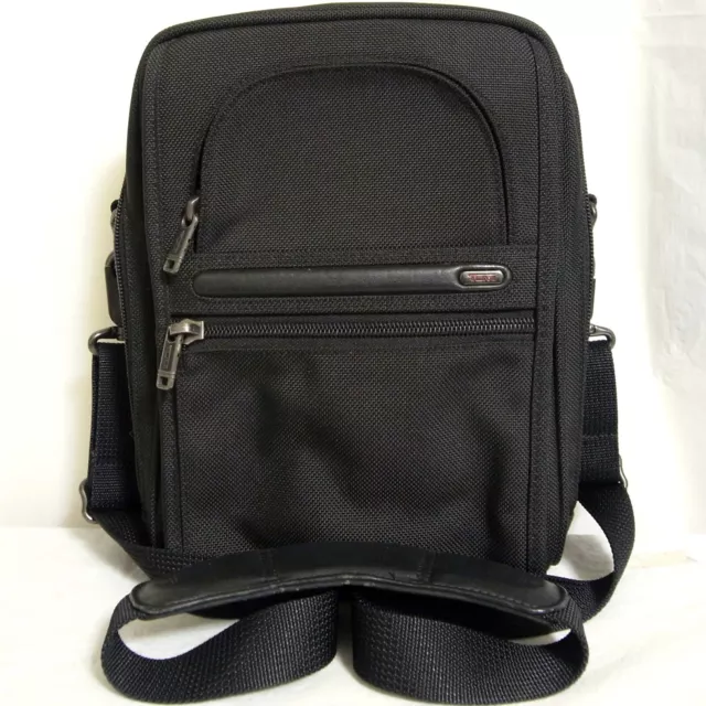 Auth Vintage Tumi Messenger Crossbody Shoulder bag purse Black Nylon
