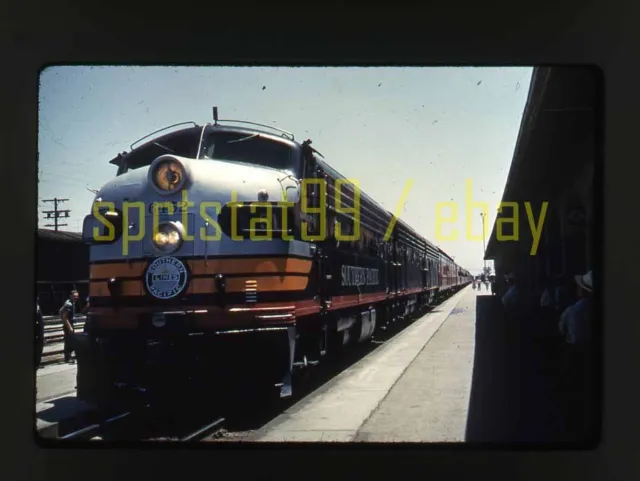 SP Southern Pacific EMD FP7A Locomotive #6452 - Duplicate 35mm Railroad Slide