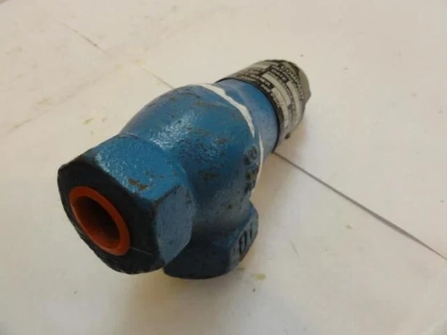 199426 Old-Stock; Cyrus Shank LQ-803 Valve; 1/2" NPT; 10.7 GPM