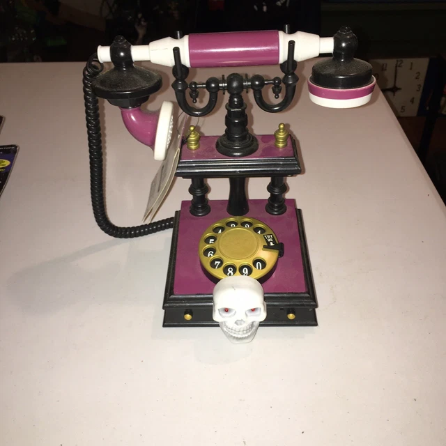 GEMMY HALLOWEEN ANIMATED Spooky Talking Victorian Telephone Rotary