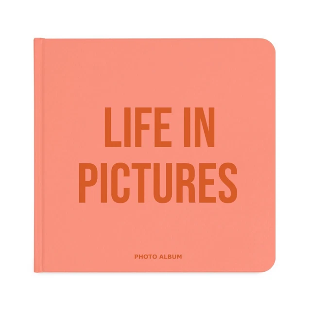 Álbum de fotos de diseño Life in Pictures páginas negras interior talla 22,5х22,5 cm
