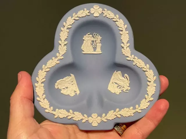 Wedgwood White On Blue Jasperware Club Shaped Pin Dish - Vintage - Vgc