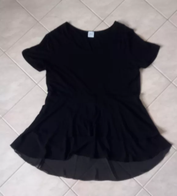 Shirt Bluse Tunika mit Schößchen Talliert Schwarz Neuwertig Lagenlook Gr. 46