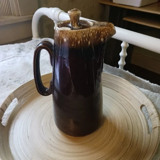 VINTAGE HULL POTTER Oven Proof (Chip On The Top) 0.99 PicClick