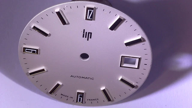 POUR MONTRE LIP DIAM. 27.30 mm UN ANCIEN CADRAN STOCK LIP DE 1975