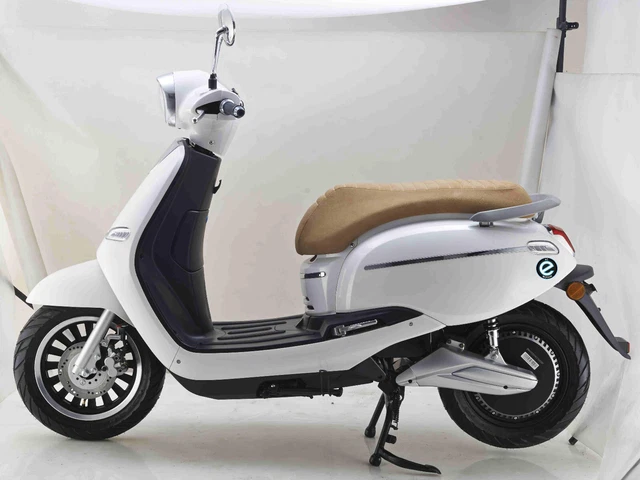 scooter électrique (équivalent 50cm3) 2