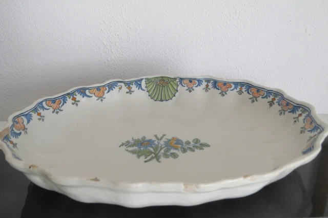 Olerys Laugier Moustiers Bassin Polylobé Décor Polychrome Vers 1740