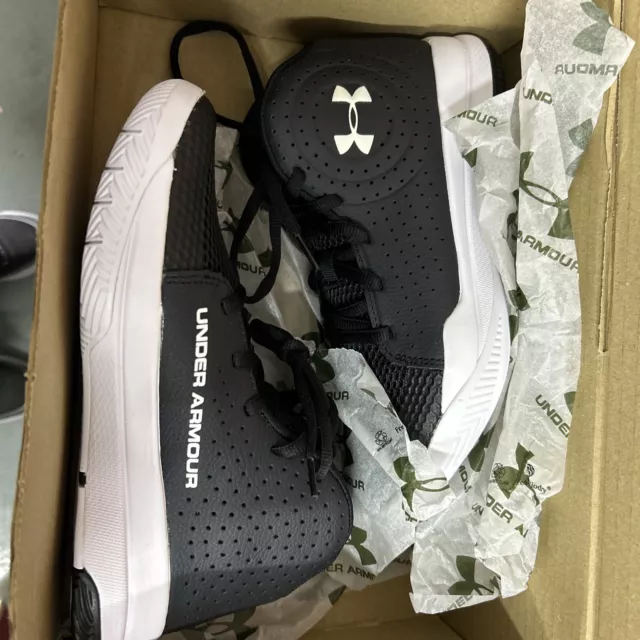 Scarpe Under Armour nere mid top gioventù UK 5,5 ragazzi unisex scarpe da ginnastica basket