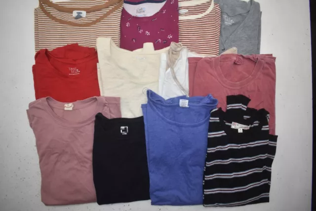 Wholesale Bulk Lot Of 12 Womens Size Medium Long Sleeve Casual Graphic T-Shirts
