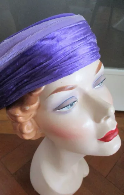 VINTAGE 1950s PILL BOX HAT