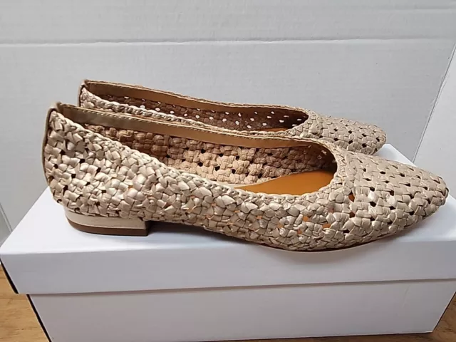 HALSTON Irene Gold Metallic Leather Basket Weave Flats Shoes Women's Size 7.5 HALSTON Irene Gold Metallic Leather Basket Weave Flats Shoes Women's Size 7.5