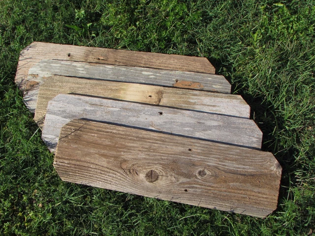 ON SALE! Reclaimed Old Fence Wood Boards W Ears 10 Boards 20" Weathered Planks 2