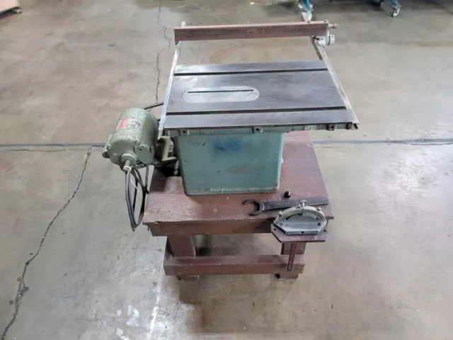 DELTA ROCKWELL TABLE SAW/JOINTER COMBINATION, Model 62-253, Rockwell 3/4 HP DELTA ROCKWELL TABLE SAW/JOINTER COMBINATION, Model 62-253, Rockwell 3/4 HP