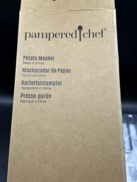 NIB - Pampered Chef Potato Masher (Folds Flat) 100268