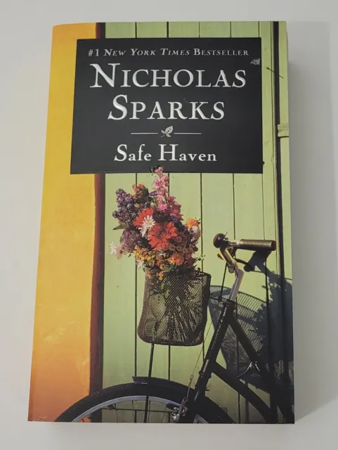 Safe Haven by Nicholas Sparks (2012, Mass Market) - Like New Condition