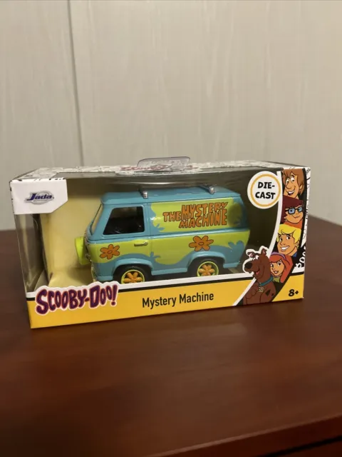 https://www.picclickimg.com/31sAAOSwgMdlg7q7/Scooby-Doo-Mystery-Machine-Van-Diecast-132-Scale-Hollywood.webp