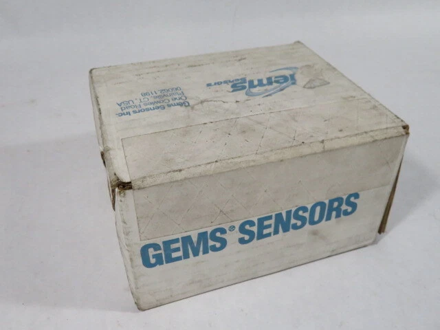 Gems 27090 Shuttle Type Flow Switch 1.5" NPT 50-240VAC 20VA  NEW