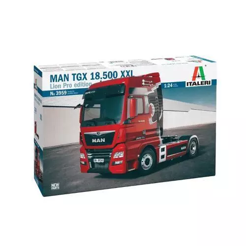 1:24 ITALERI Man Tgx Xxl D-38 Kit IT3959 Model 2