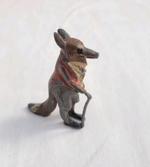 VINTAGE BRITAINS CADBURYS Cocoa Cococub Lead -Gussie Robin EUR 10,00