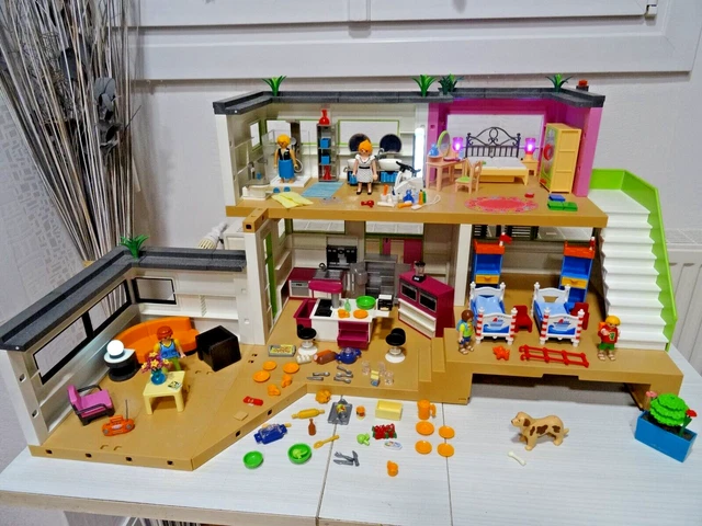 PLAYMOBIL MAISON MODERNE Meublé + Studio Des Invités + Personnages