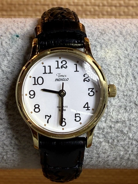 Montre Timex CR 1216 Avec Éclairage Indiglo - Neuve Sans Écrin