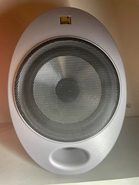 1 KEF HTS2001 Speaker