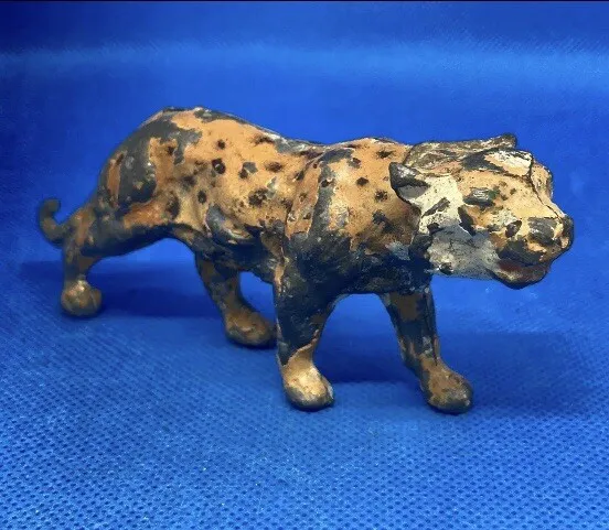 Leopard By Charbens, hollow cast lead.