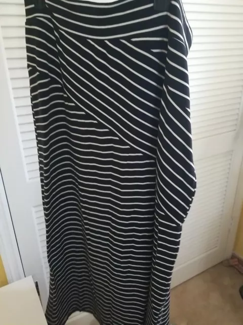 Womans Mossimo Maxi Skirt Size XXL Black & White Striped W Slit