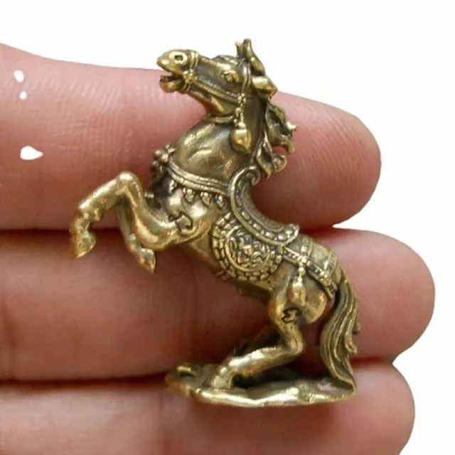 Argent de chasse au cheval magique statue d'amulette thaïlandaise jeu...